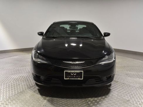 Used 2015 Chrysler 200 S w/ Comfort Group image 8