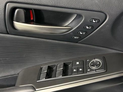 Used 2023 Lexus IS 350 F Sport RWD image 15