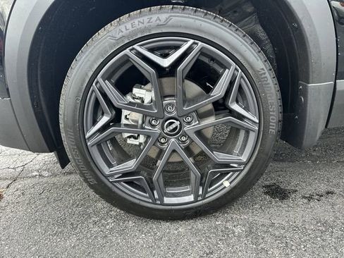 New 2026 Nissan Kicks SR w/ Cold Weather Package image 9
