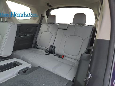 New 2025 Honda Pilot Touring image 16