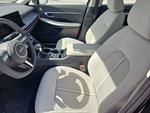 Certified 2025 Hyundai Sonata SE image 14
