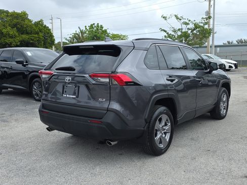 Used 2024 Toyota RAV4 XLE FWD image 7