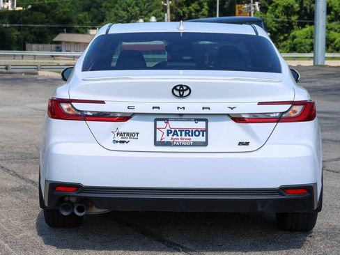 Used 2025 Toyota Camry SE w/ Convenience Package FWD image 25