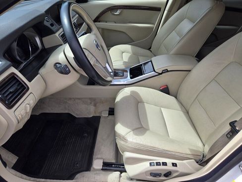 Used 2015 Volvo XC70 T5 Premier w/ Proximity Package FWD image 10