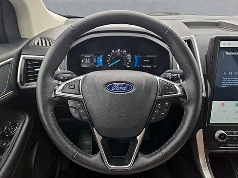 Certified 2024 Ford Edge SEL w/ Convenience Package AWD/4WD image 13
