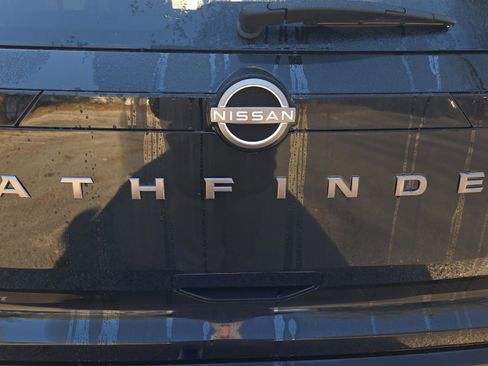 New 2026 Nissan Pathfinder SV FWD image 16