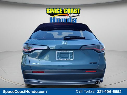 Used 2024 Honda HR-V Sport image 4