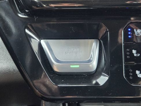 Used 2025 GMC Sierra 1500 AT4 AWD/4WD image 22