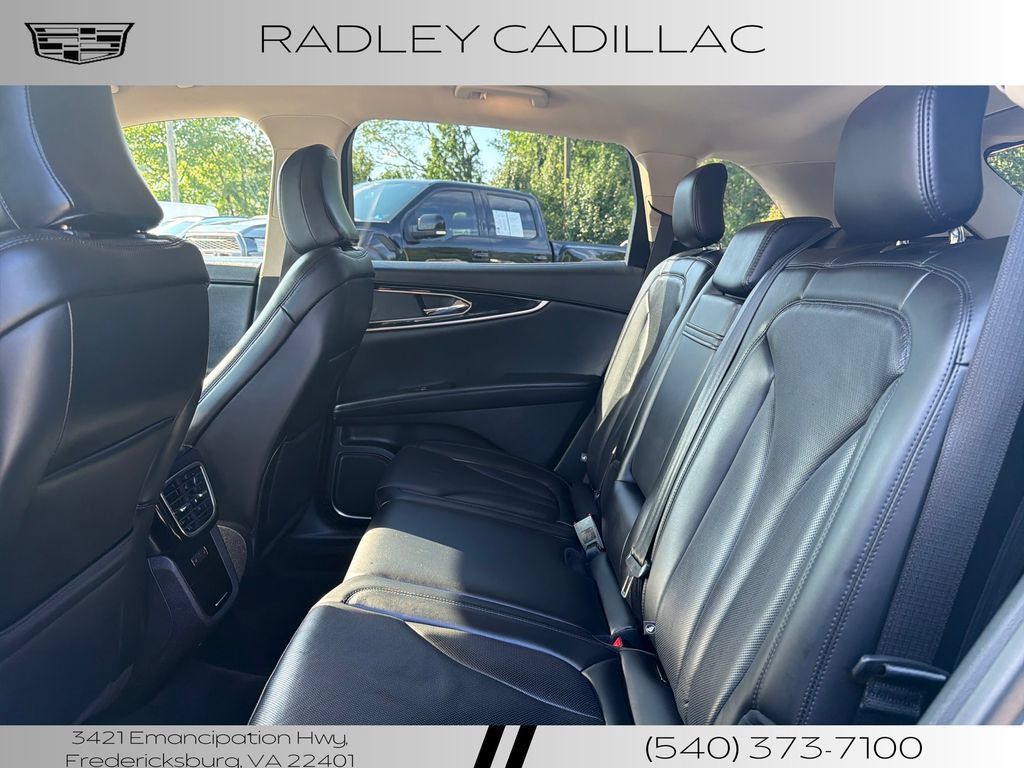 Used 2023 Lincoln Nautilus Reserve AWD/4WD image 11