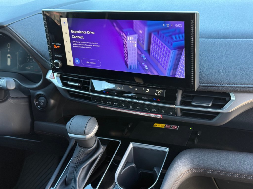New 2026 Toyota Sienna Limited AWD/4WD image 29