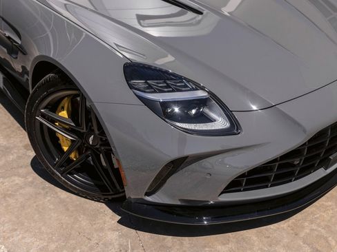 New 2026 Aston Martin V8 Vantage S RWD image 4