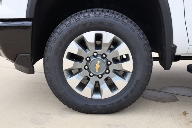 New 2026 Chevrolet Silverado 2500 Custom w/ Custom Value Package AWD/4WD image 9