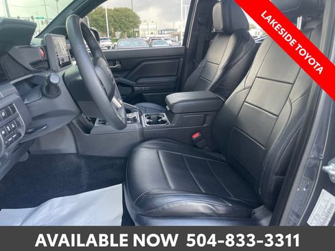 Used 2024 Toyota Tacoma TRD Off-Road w/ TRD Off Road Upgrade Package AWD/4WD image 23