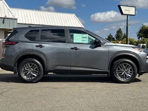 New 2026 Nissan Rogue S image 3