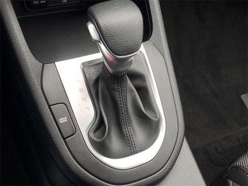 Certified 2024 Kia Forte LXS w/ LXS Technology Package image 23