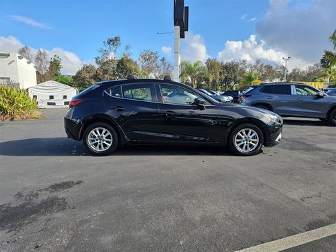 Used 2015 MAZDA MAZDA3 i Touring image 8