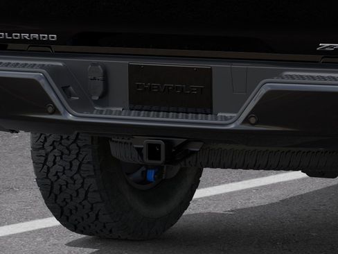 New 2026 Chevrolet Colorado ZR2 w/ Technology Package AWD/4WD image 38