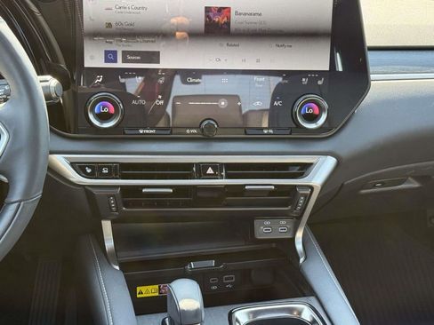 Used 2023 Lexus RX 350 Premium Plus w/ Accessory Package (Z1) AWD/4WD image 19