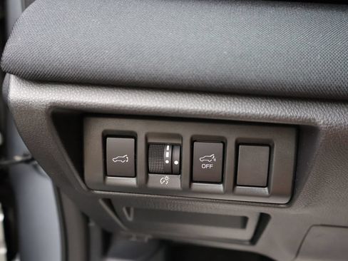 Used 2024 Subaru Outback Premium AWD/4WD image 40