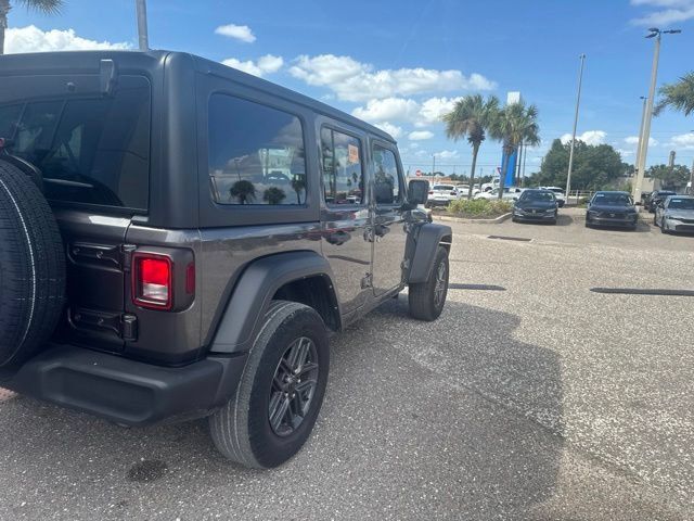 Used 2024 Jeep Wrangler Unlimited Sport AWD/4WD image 26
