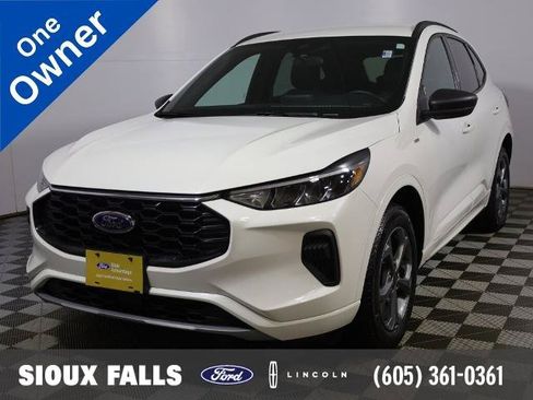Certified 2024 Ford Escape ST-Line AWD/4WD image 1