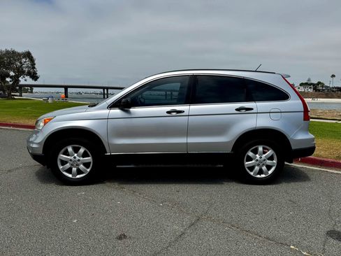 Used 2011 Honda CR-V SE image 2
