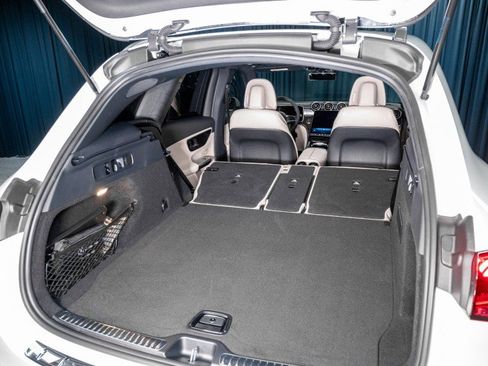 Certified 2026 Mercedes-Benz GLC 300 image 8