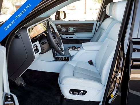 Used 2023 Rolls-Royce Phantom Sedan w/ The Phantom Package RWD image 30