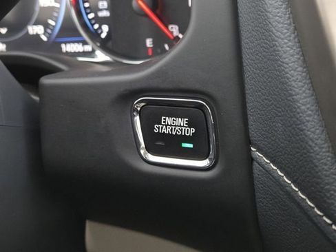 Used 2023 GMC Acadia Denali w/ Denali Ultimate Package image 19