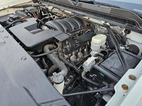 Used 2017 Chevrolet Silverado 1500 LT w/ Texas Edition image 64