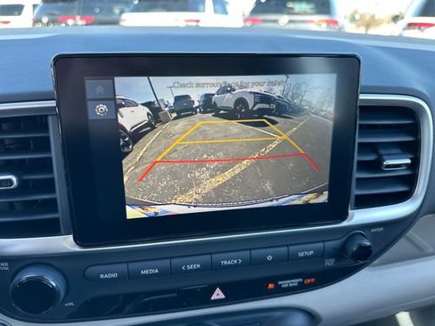 New 2026 Hyundai Venue SEL FWD image 31
