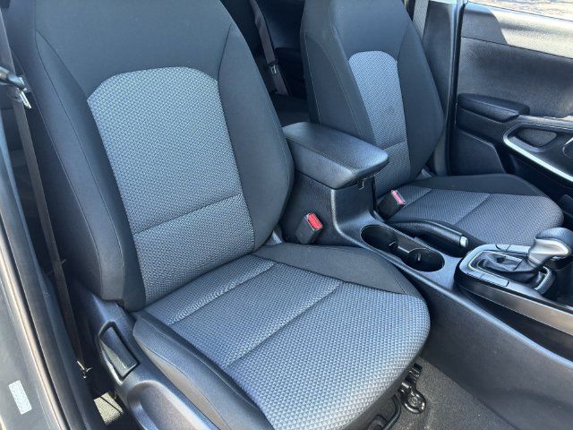 Used 2023 Kia Soul LX w/ Option Group 015 FWD image 10