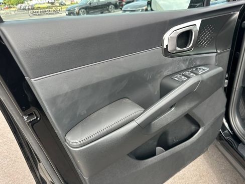 New 2025 Kia Sorento EX image 10