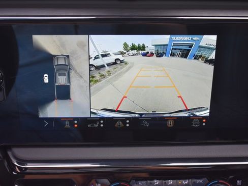 Used 2025 GMC Sierra 1500 AT4 w/ AT4 Premium Package image 29