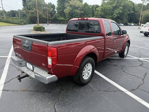 Used 2015 Nissan Frontier SV RWD image 5