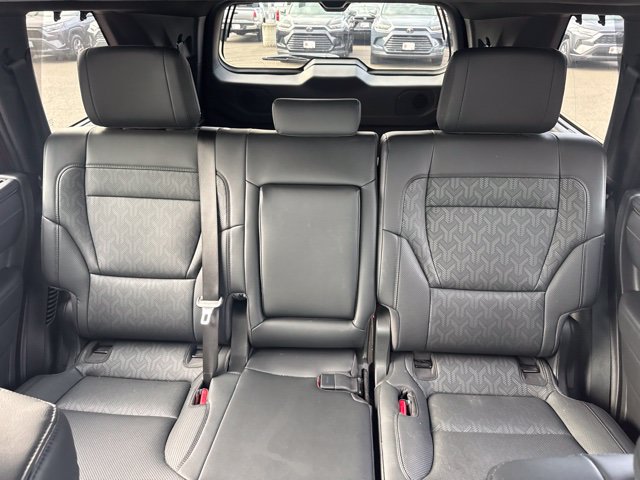 Used 2025 Toyota Sequoia Limited w/ Tow Technology Package AWD/4WD image 5