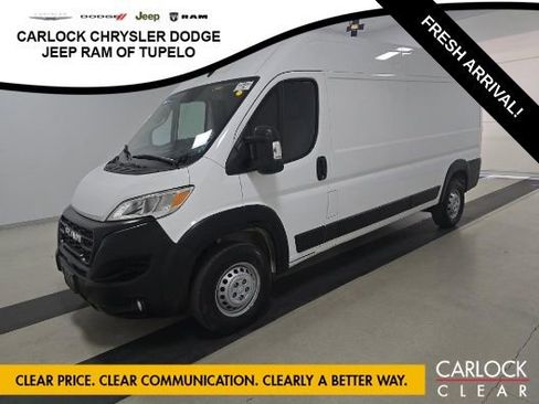 Used 2025 RAM ProMaster 2500 w/ Convenience Group image 1