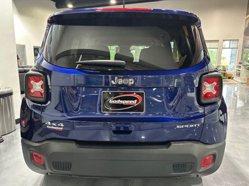 Used 2021 Jeep Renegade Sport w/ Sport Appearance Group AWD/4WD image 35