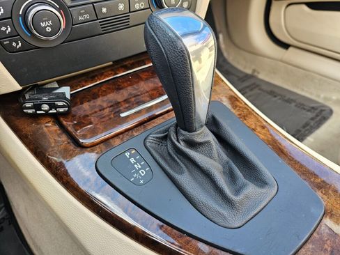 Used 2008 BMW 335i Convertible RWD image 24