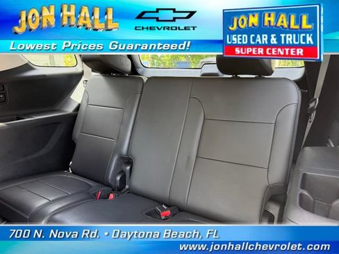 Used 2020 Chevrolet Traverse LT w/ LT Premium Package FWD image 21