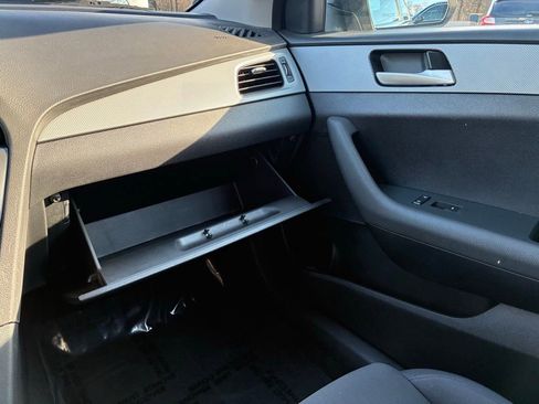 Used 2018 Hyundai Sonata SE image 35