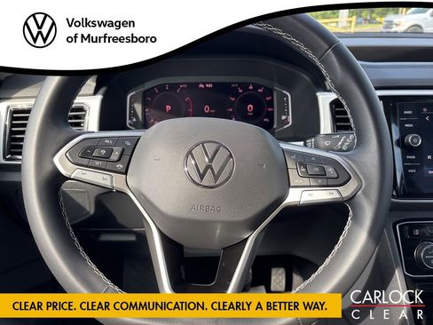 Used 2023 Volkswagen Atlas SE w/ Panoramic Sunroof Package FWD image 16