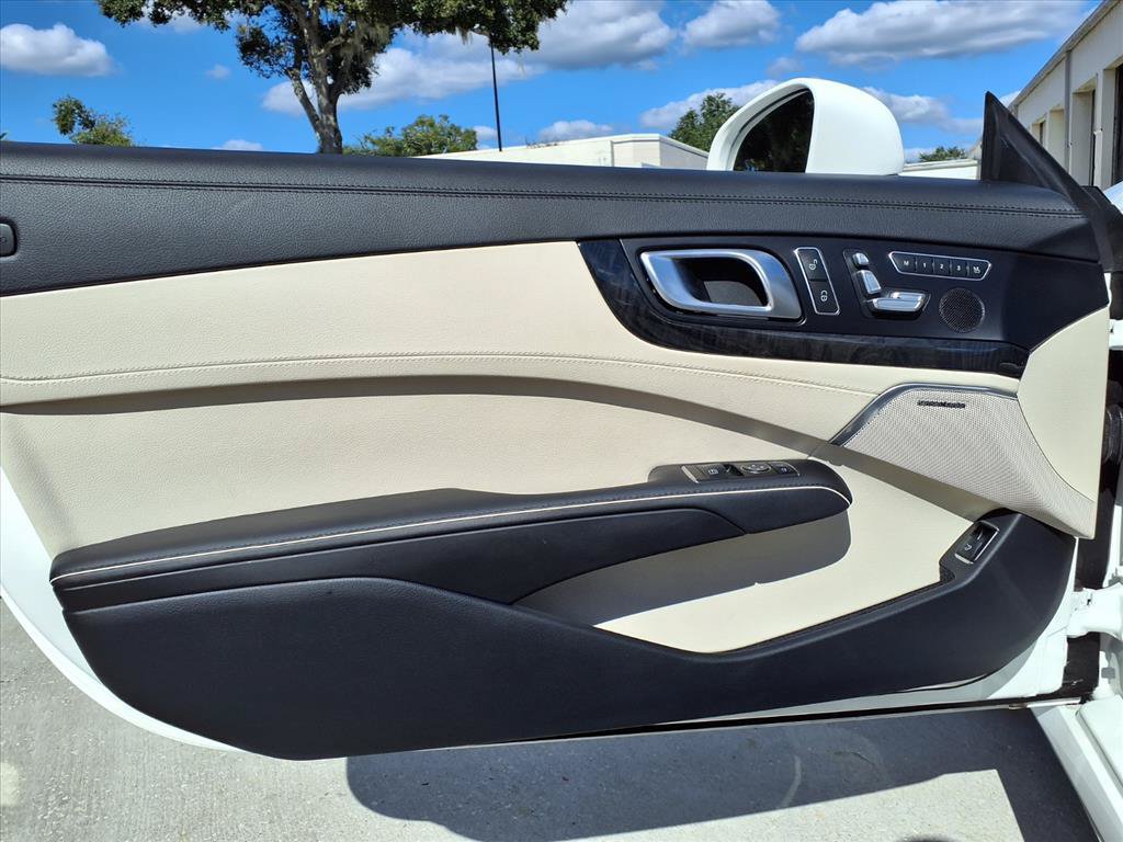 Used 2016 Mercedes-Benz SL 550 image 14
