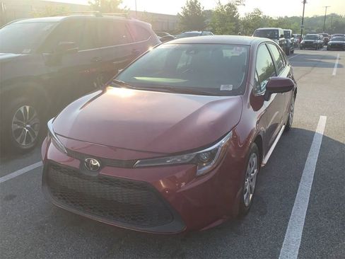 Used 2022 Toyota Corolla LE FWD image 1