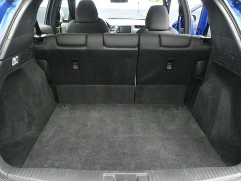 Used 2020 Honda HR-V Sport image 12