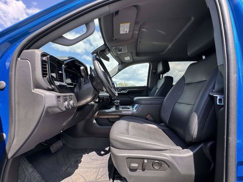 Used 2023 Chevrolet Silverado 1500 RST w/ Convenience Package II AWD/4WD image 21