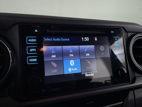 Used 2019 Toyota Tacoma TRD Off-Road image 14