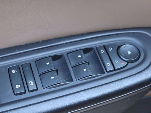 Used 2017 GMC Acadia Limited SLT FWD image 21