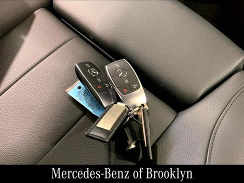 Certified 2023 Mercedes-Benz GLA 250 4MATIC image 16