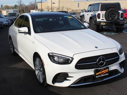 Used 2023 Mercedes-Benz E 350 4MATIC Sedan image 33